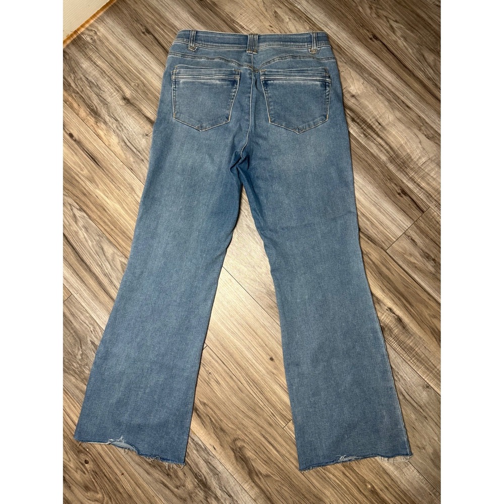 Democracy Ab Technology Flare Leg Jeans Light Wash Raw Hem Size 12 - Picture 2 of 8